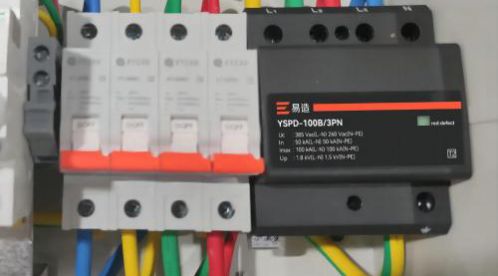 浪涌保護(hù)器怎么選？三大核心指標(biāo)+三大實(shí)戰(zhàn)策略助您精準(zhǔn)選型-易造