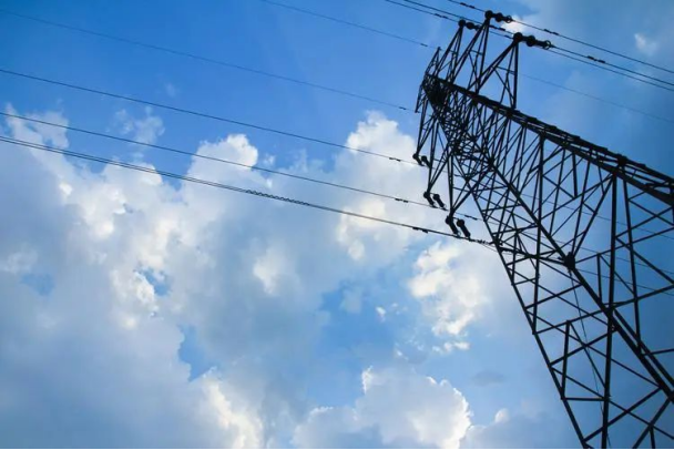 后備保護(hù)裝置—前一級(jí)FUSE